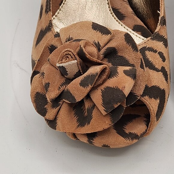 "Scala" Heel in Leopard Printed Suede from SOFFT - Picture 2 of 7